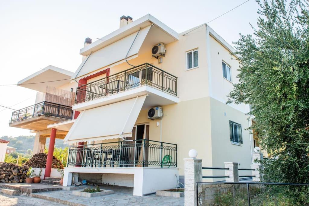 Όμορφο Παραθασυγκρότημα Ενοικιαζόμενων Καταλυμάτων Ως Ολόκληρος Χώρος - Chrani, Ελλάδαλάσσιο Διαμέρισμα מראה חיצוני תמונה